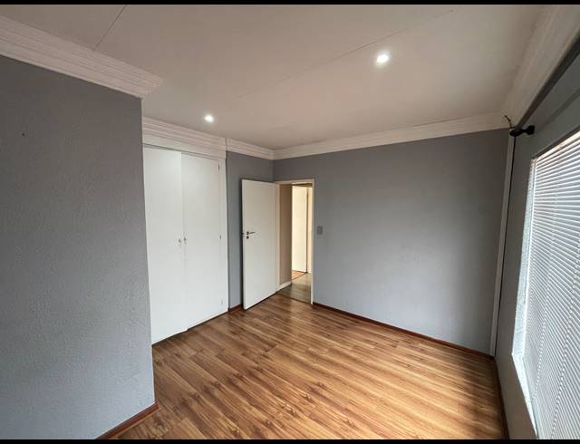 2 bed property to rent in EQUESTRIA